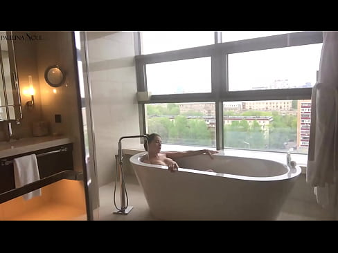 ❤️ Geweldige babe Hertstochtlik rukt har kut yn 'e badkeamer ❤❌ Harde porno by wy ﹏